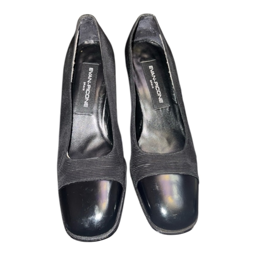 Evan Picone Black Textured Heels